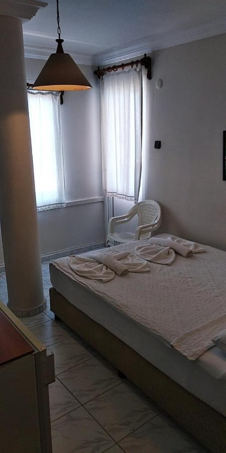 קוסדסי Ladies Beach Hotel מראה חיצוני תמונה