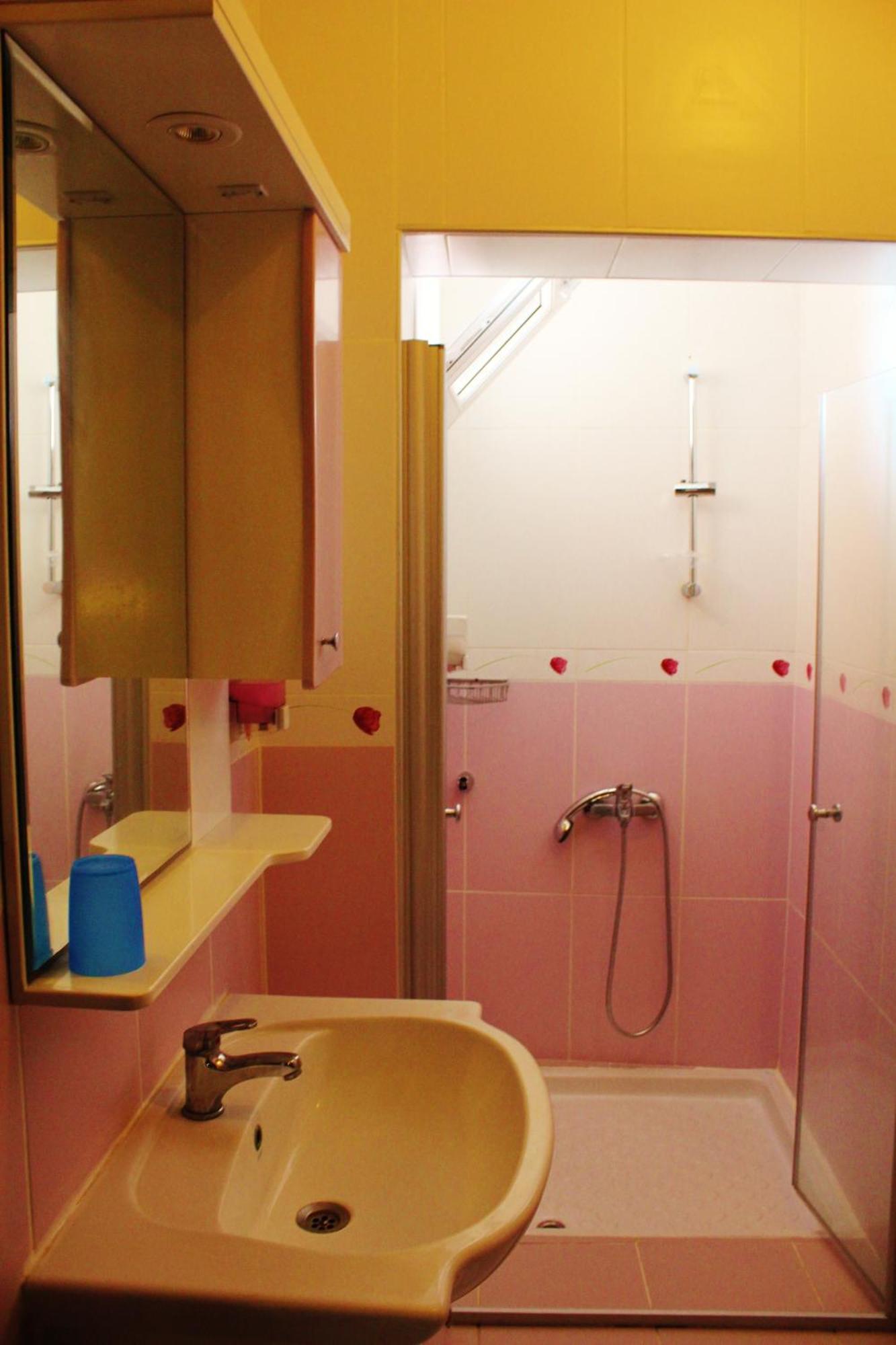 קוסדסי Ladies Beach Hotel מראה חיצוני תמונה